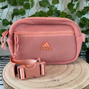 Adidas Women’s Fanny Pack